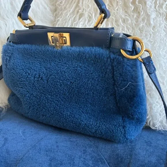 Fendi Peekaboo Mini Blue Shearling Leather bag - Picture 3 of 11